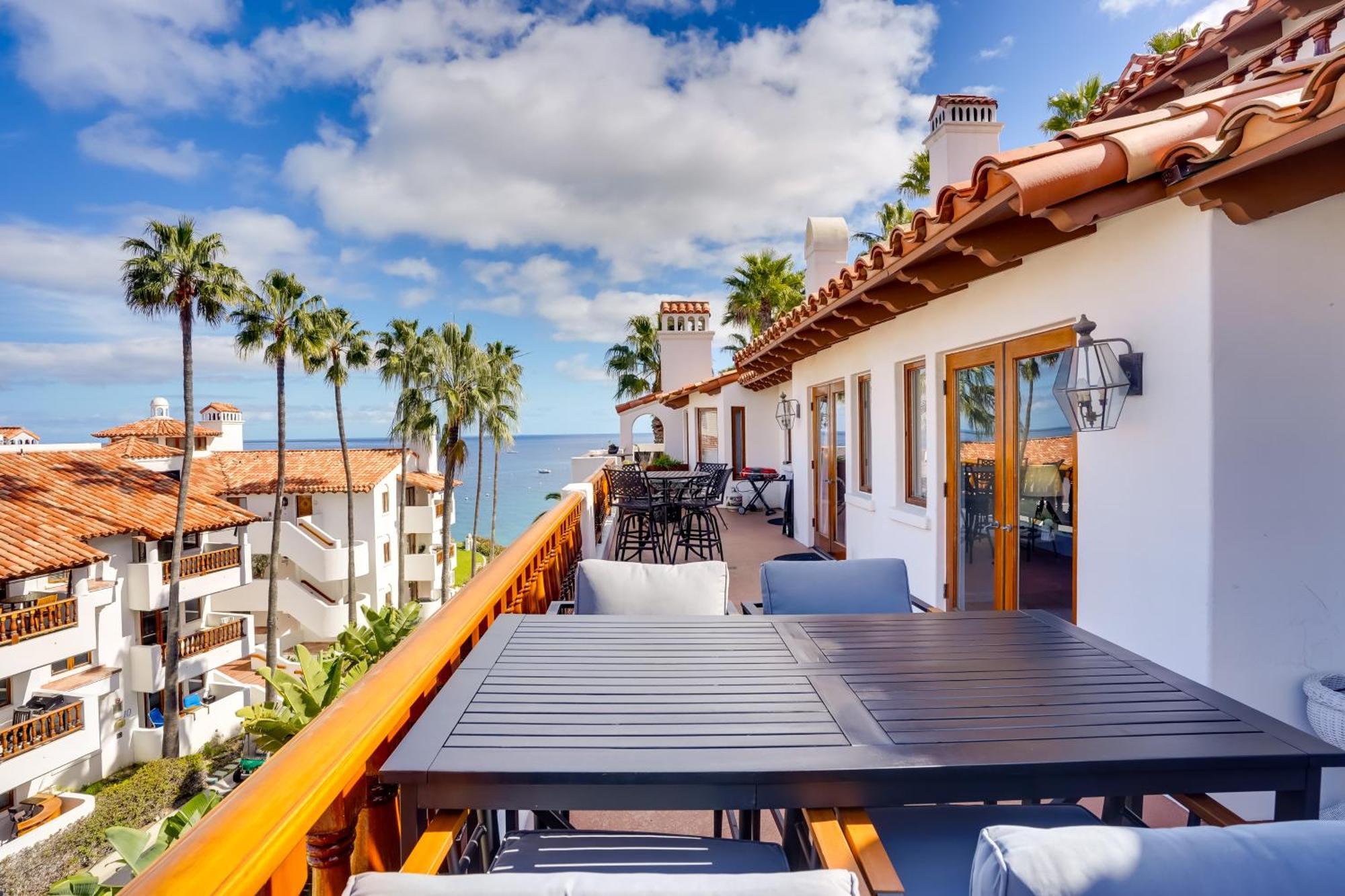 אבלון Gorgeous Catalina Island Condo With Golf Cart! מראה חיצוני תמונה