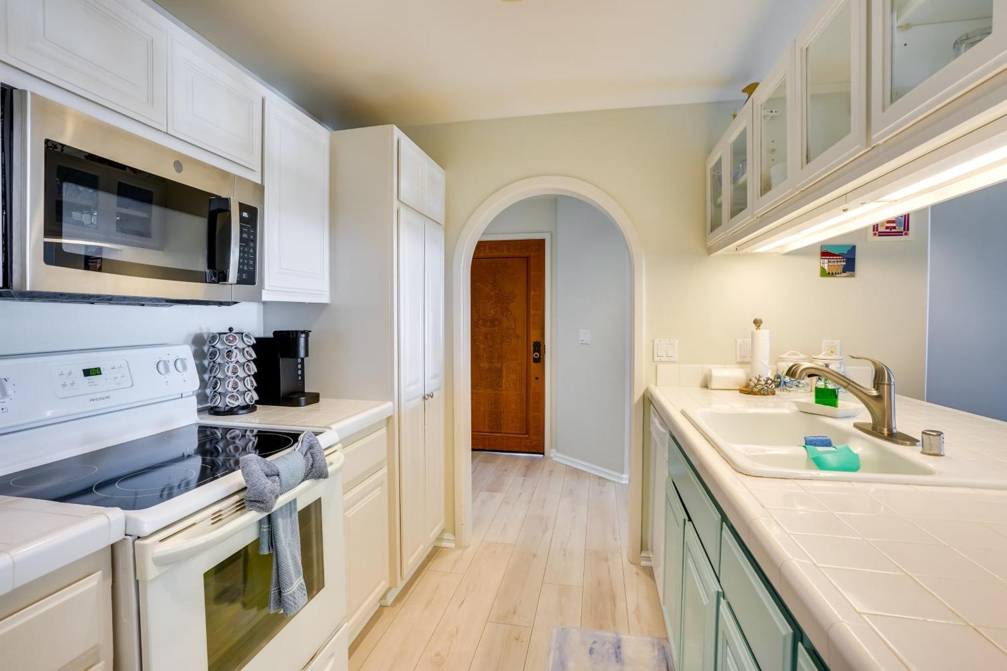 אבלון Gorgeous Catalina Island Condo With Golf Cart! מראה חיצוני תמונה